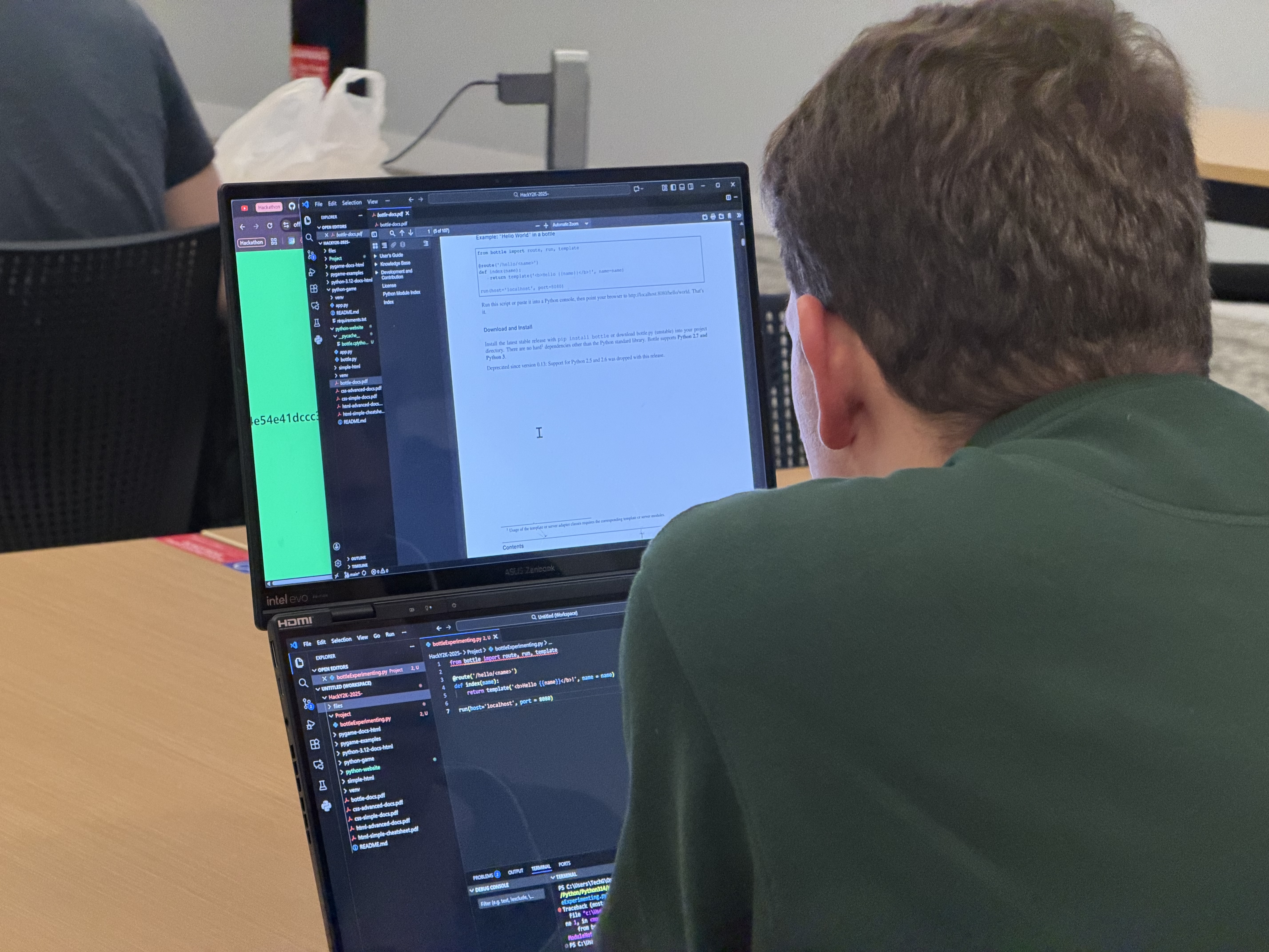 A participant split-screens a website with a green background and hash